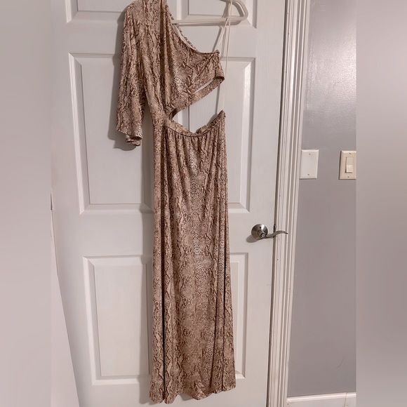 L'AGENCE Fontana Cut-Out Maxi Dress •Size Small• NWT • - Picture 7 of 7